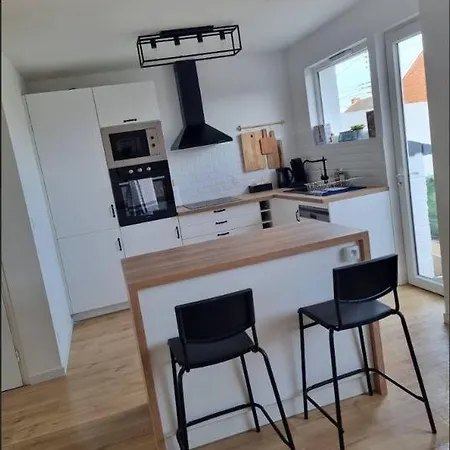 Le Verger, Famille Ou Deplacement Professionnel * Valenciennes